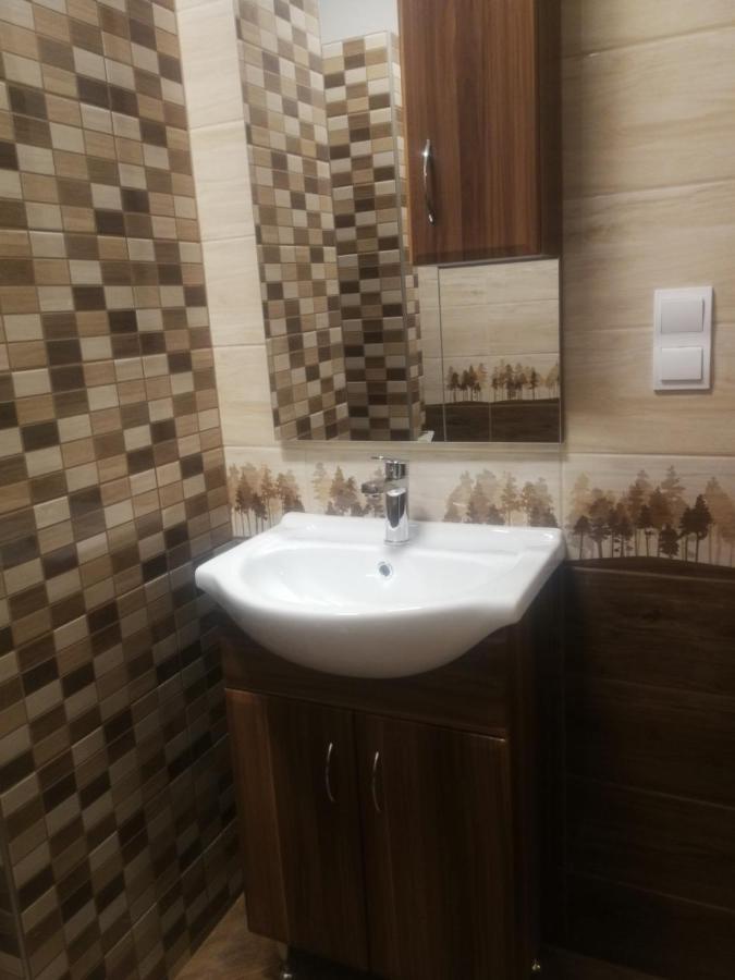 Zso-Zé Apartman Tiszafüred Exterior foto